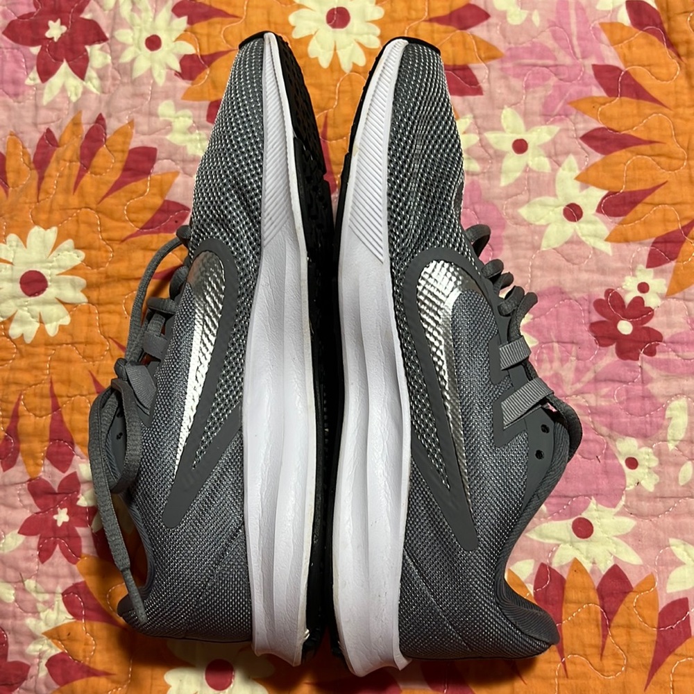 Nike Womens Downshifter 11 Running Shoes Gray Metallic Silver
